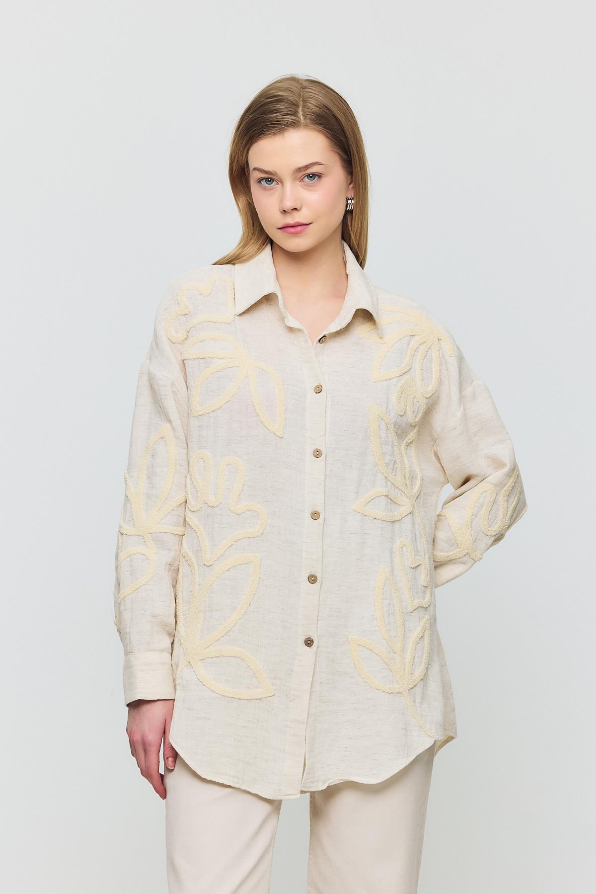 2004 Önü Yaprak Nakışlı Gömlek Bej - RAYS