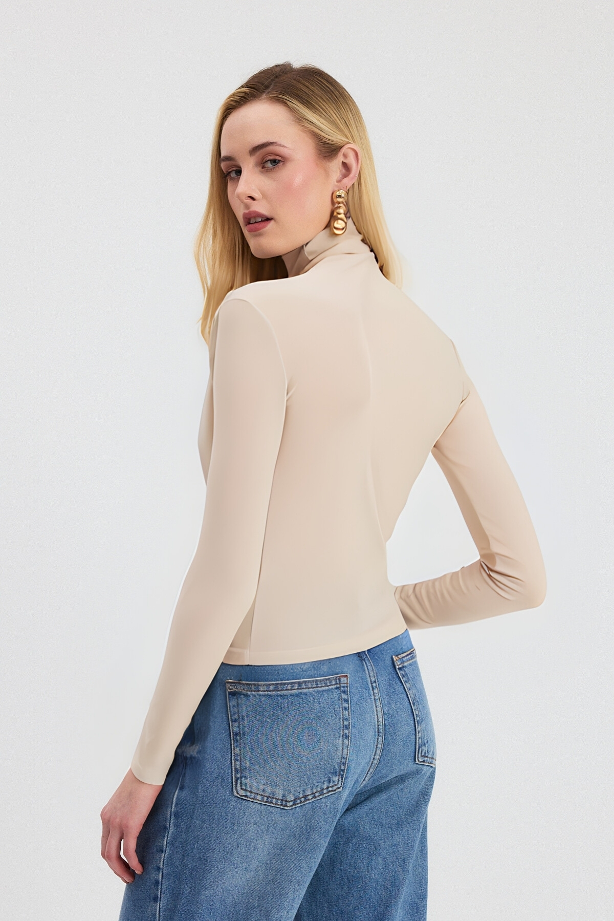 20059 Büzgü Detay Sandy Bluz Bej - RAYS