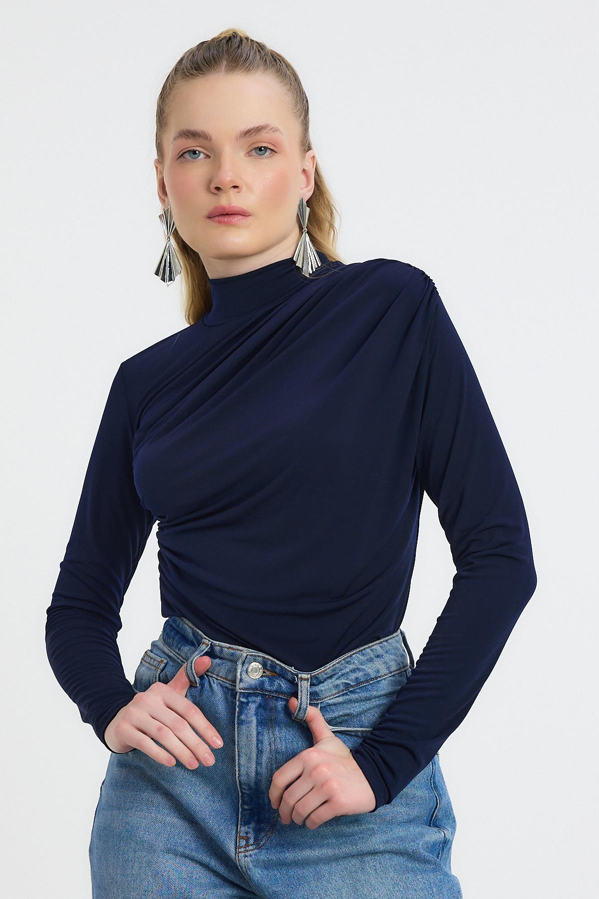 Laci Büzgü Detay Sandy Bluz 20059 