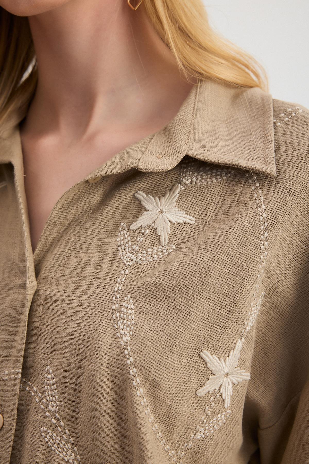 Vizon Çiçek Nakışlı Gömlek 2006 - 4