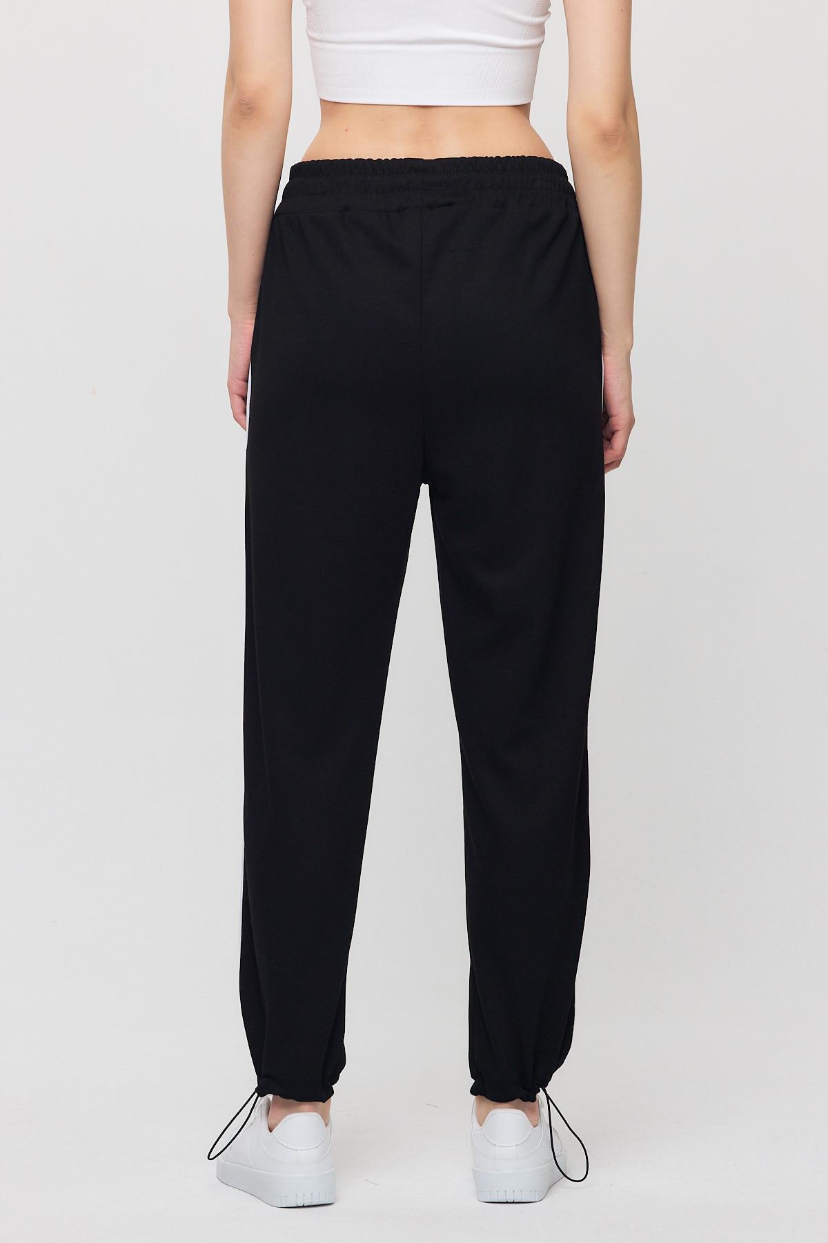 2009 Ara Biye Detay Eşofman Siyah-Beyaz - 5