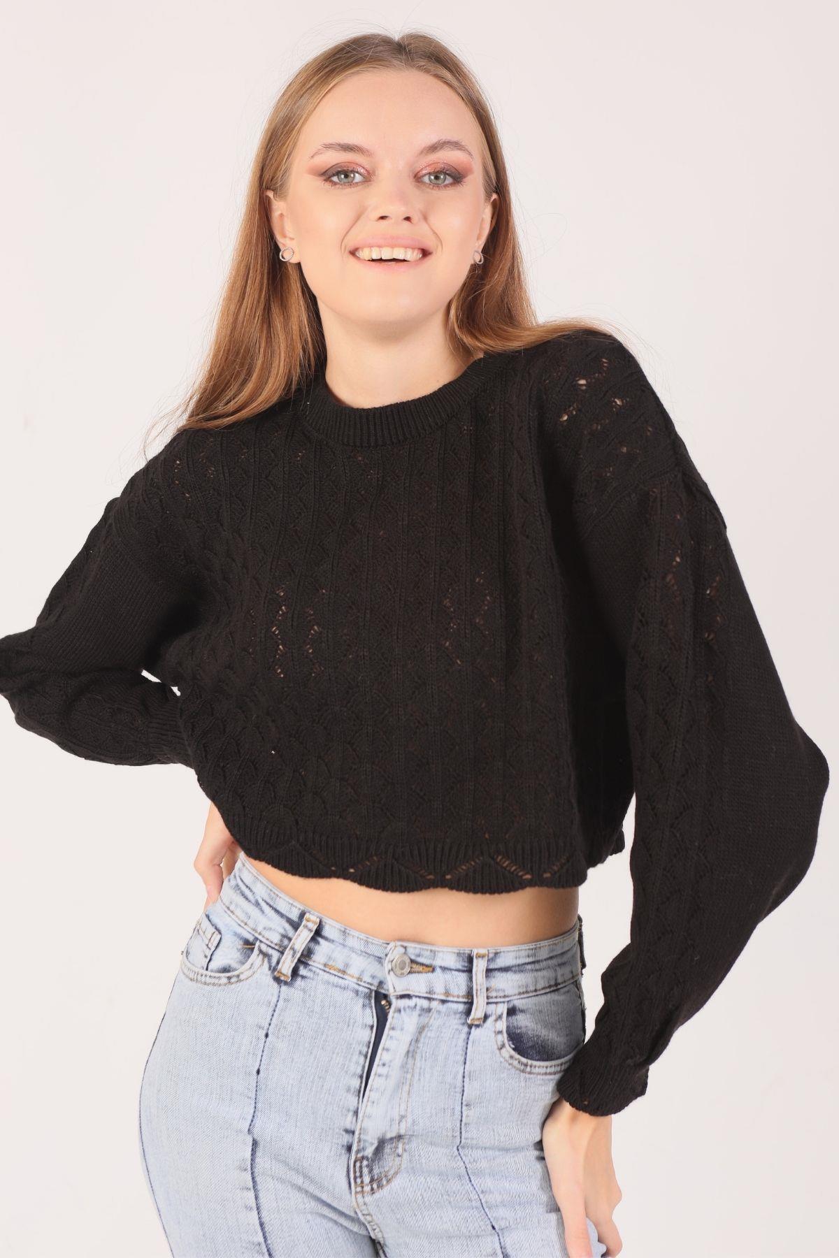 20131 İşlemeli Kazak Siyah 