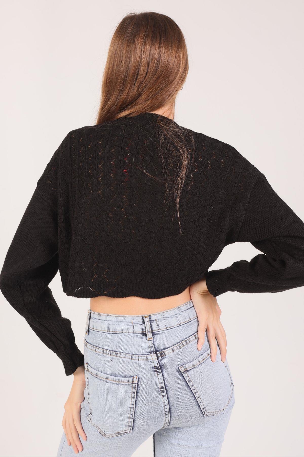 Siyah İşlemeli Kazak 20131 - 3