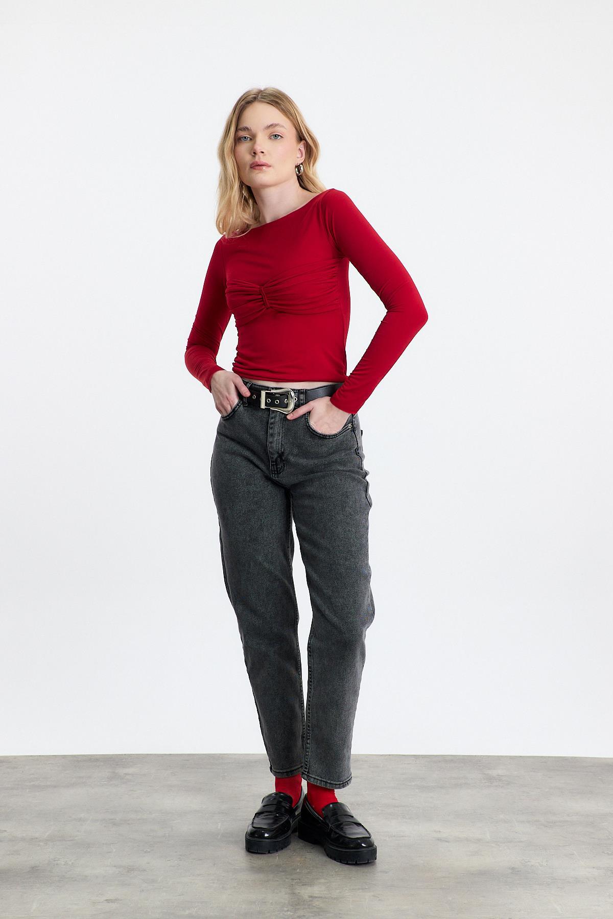 20178 Büzgü Detay Bluz Kırmızı - RAYS