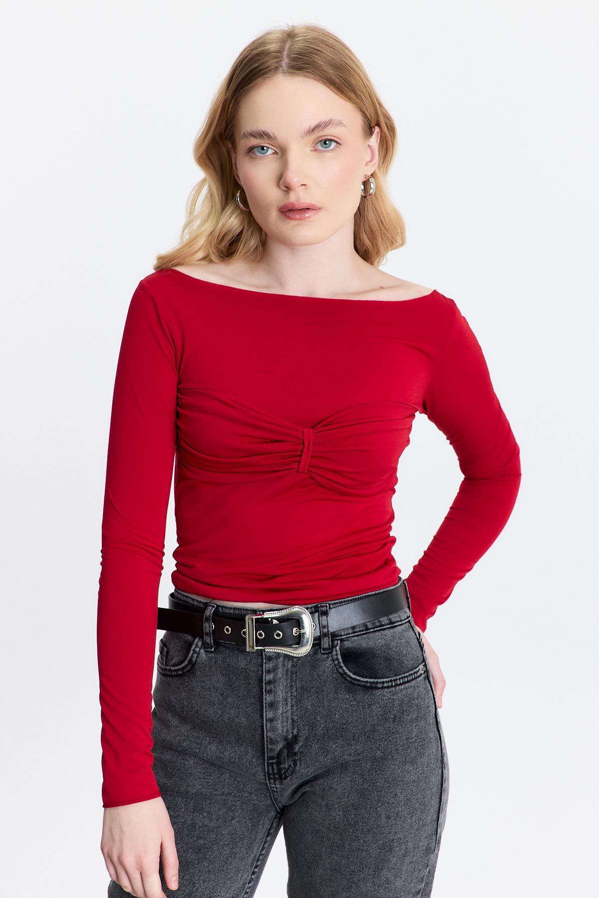 Kırmızı Göğüs Büzgü Detay Bluz 20178 - 1