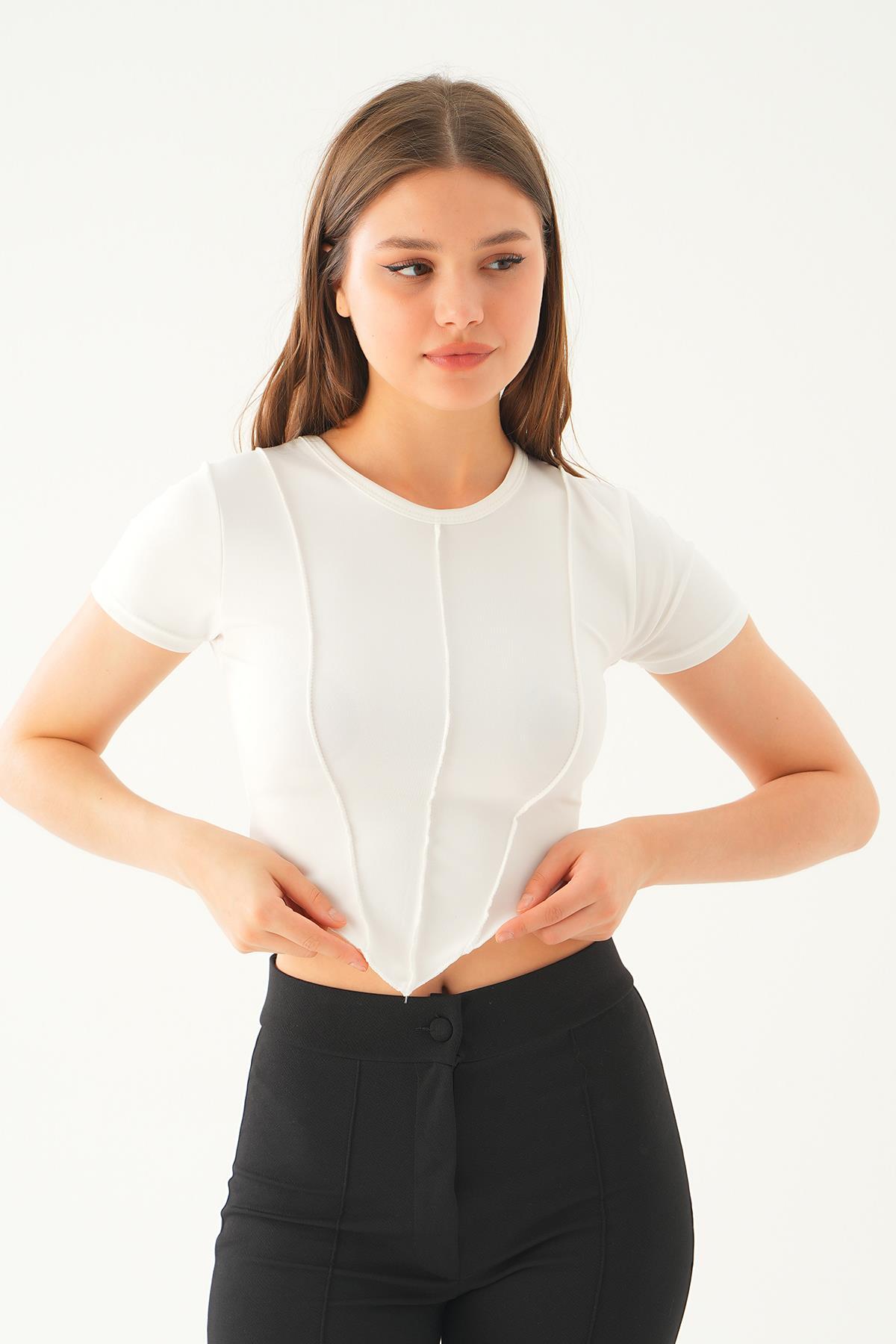 Beyaz Pis Dikiş Detay Bluz 2018 - 2