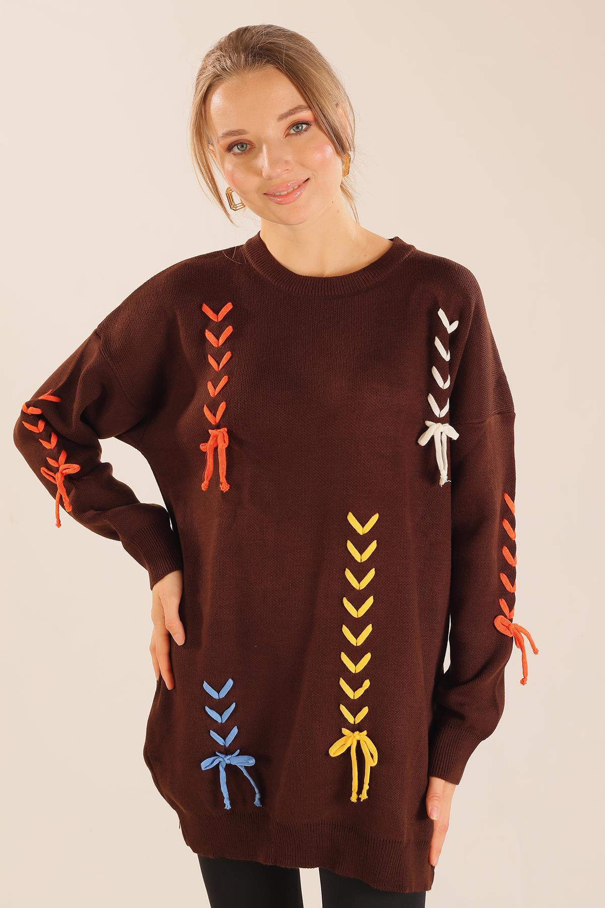 2024 İp Nakışlı Kazak Acı Kahve 