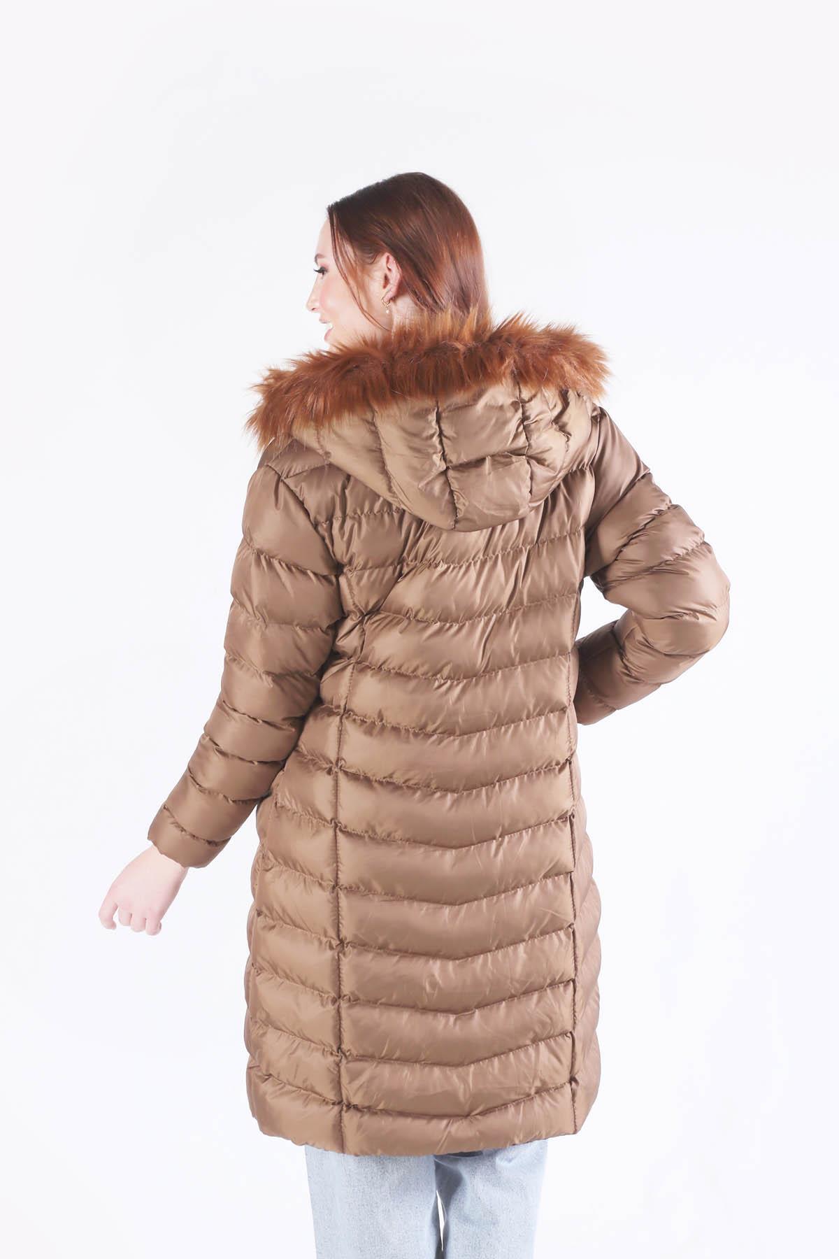 Camel Kemer Detay Kapüşonlu Mont 2025 - 3