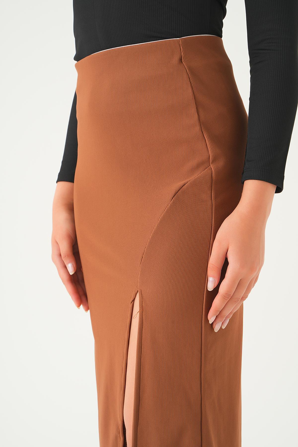 Acı Kahve Yırtmaç Detay Etek 20522 - 6