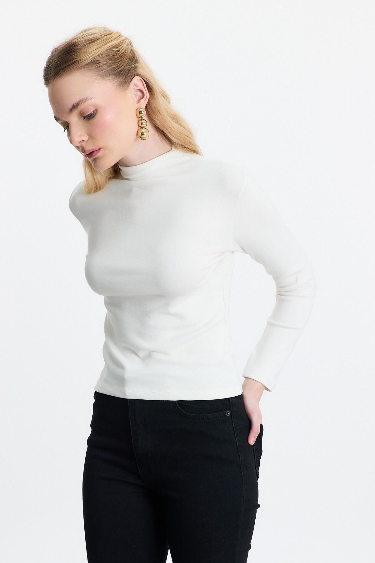 Ekru Yarım Boğaz Uzun Kollu Body 2069 - 1