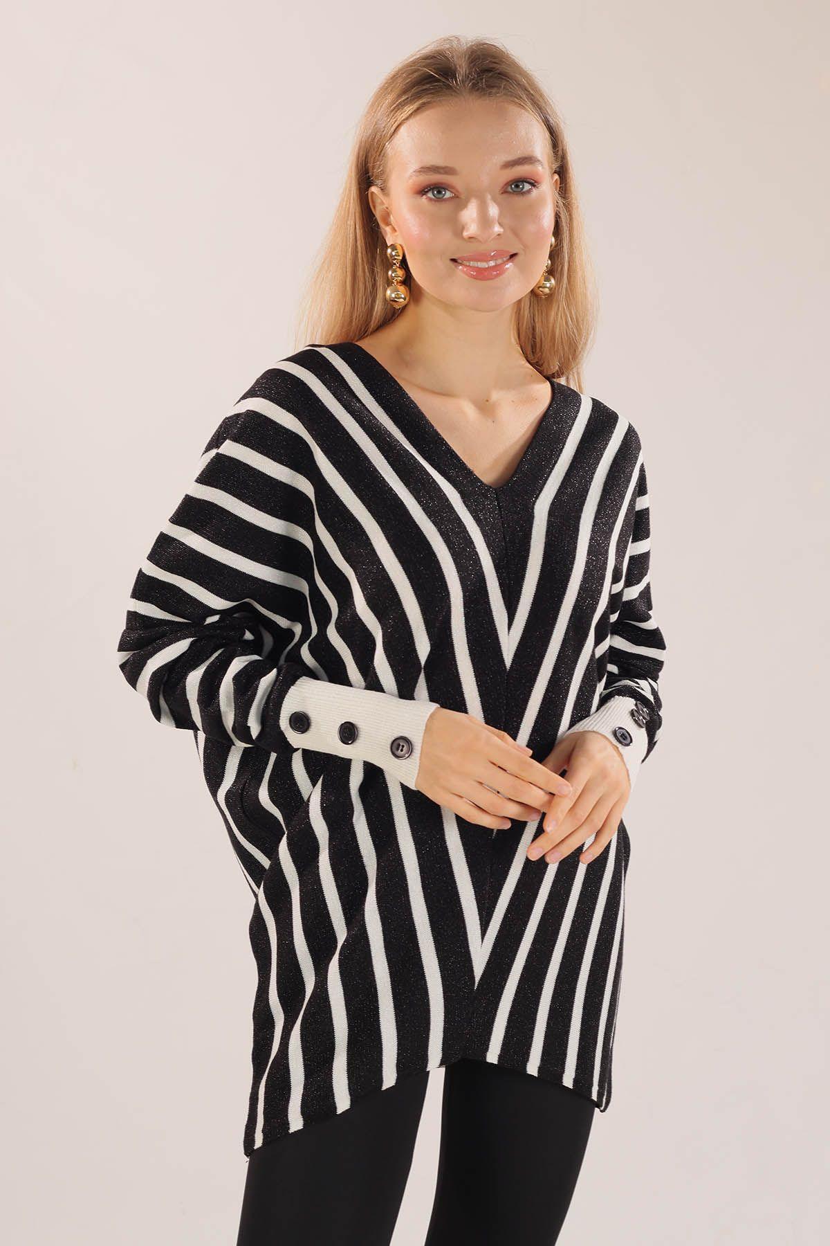 Siyah Omuz Zincir Çizgili Kazak 21004 