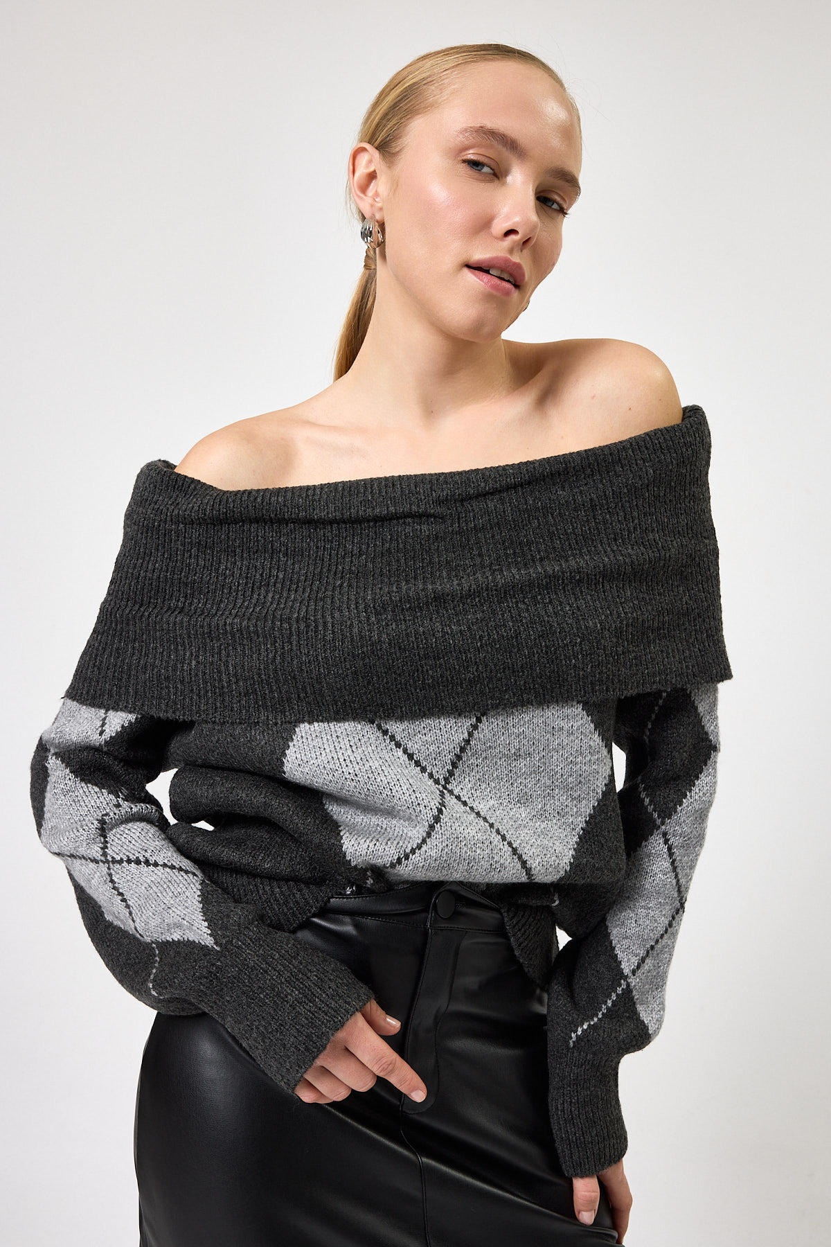Antrasit - Açık Gri Düşük Omuz Desenli Kadın Triko Kazak 2123 - 2