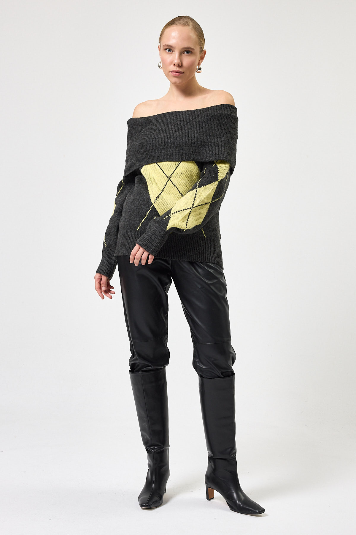 2123 Baklava Desenli Kazak Antrasit-Sarı - 4