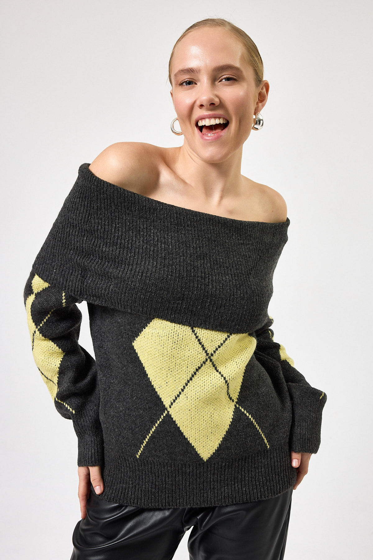 2123 Baklava Desenli Kazak Antrasit-Sarı - 8