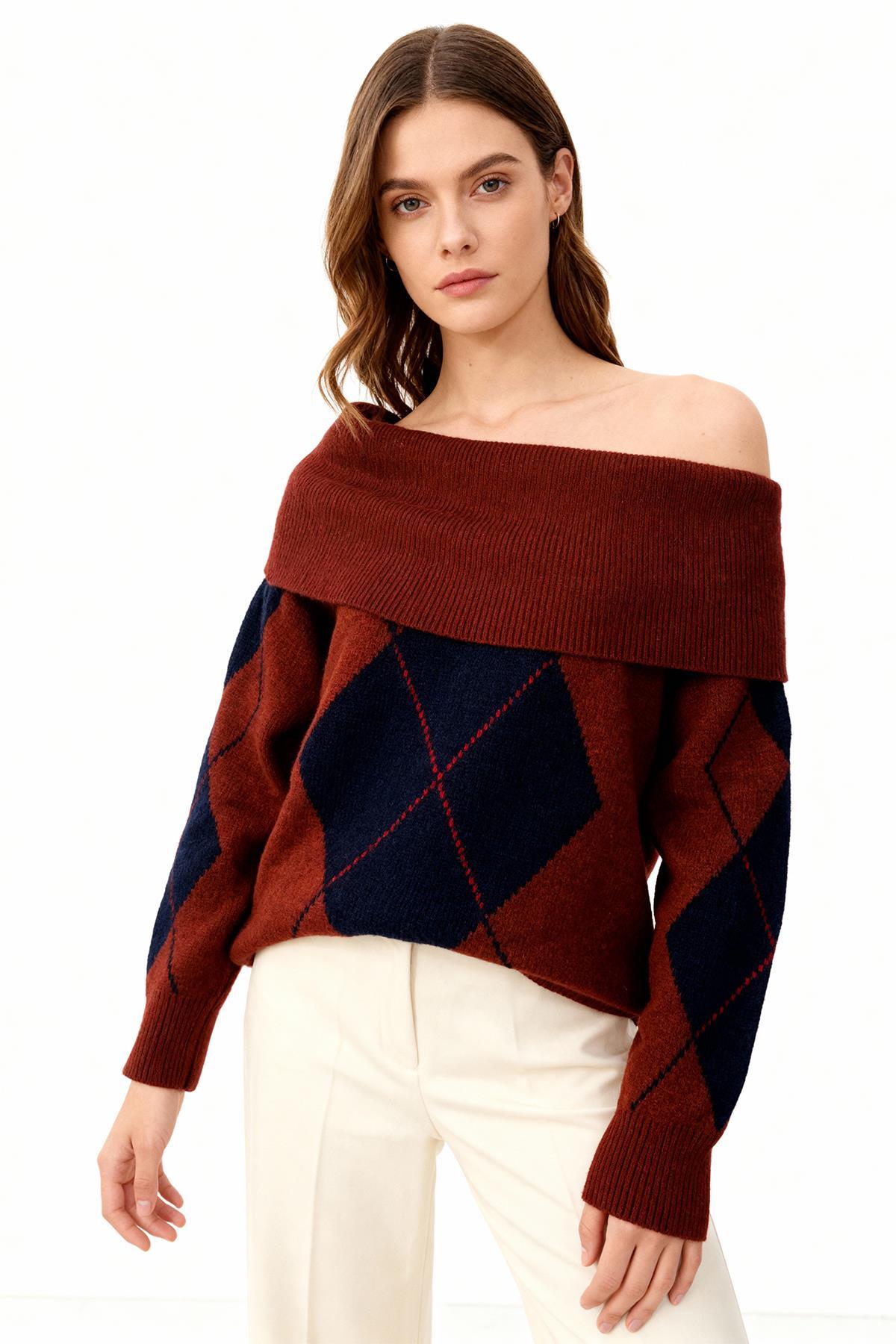 2123 Baklava Desenli Kazak Bordo-Laci - RAYS