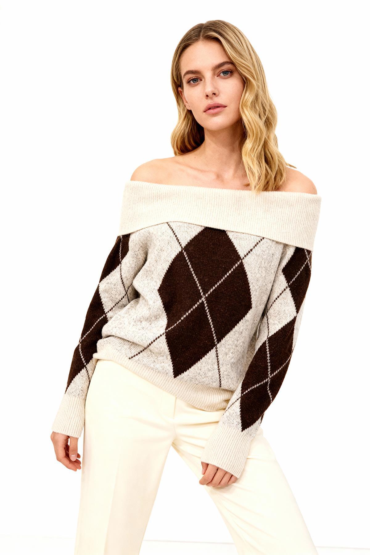 2123 Baklava Desenli Kazak Ekru-Kahve - 1