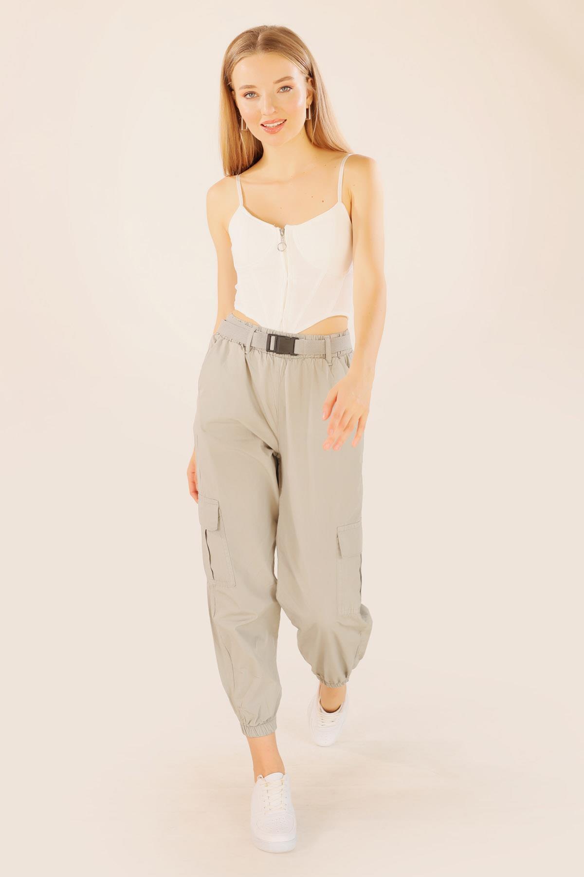 Açık Gri Kemer Detay Paraşüt Pantolon 5031 