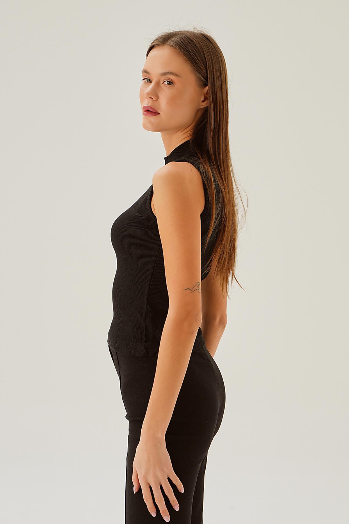 Siyah Balıkçı Yaka Kolsuz Bluz 214 - 4