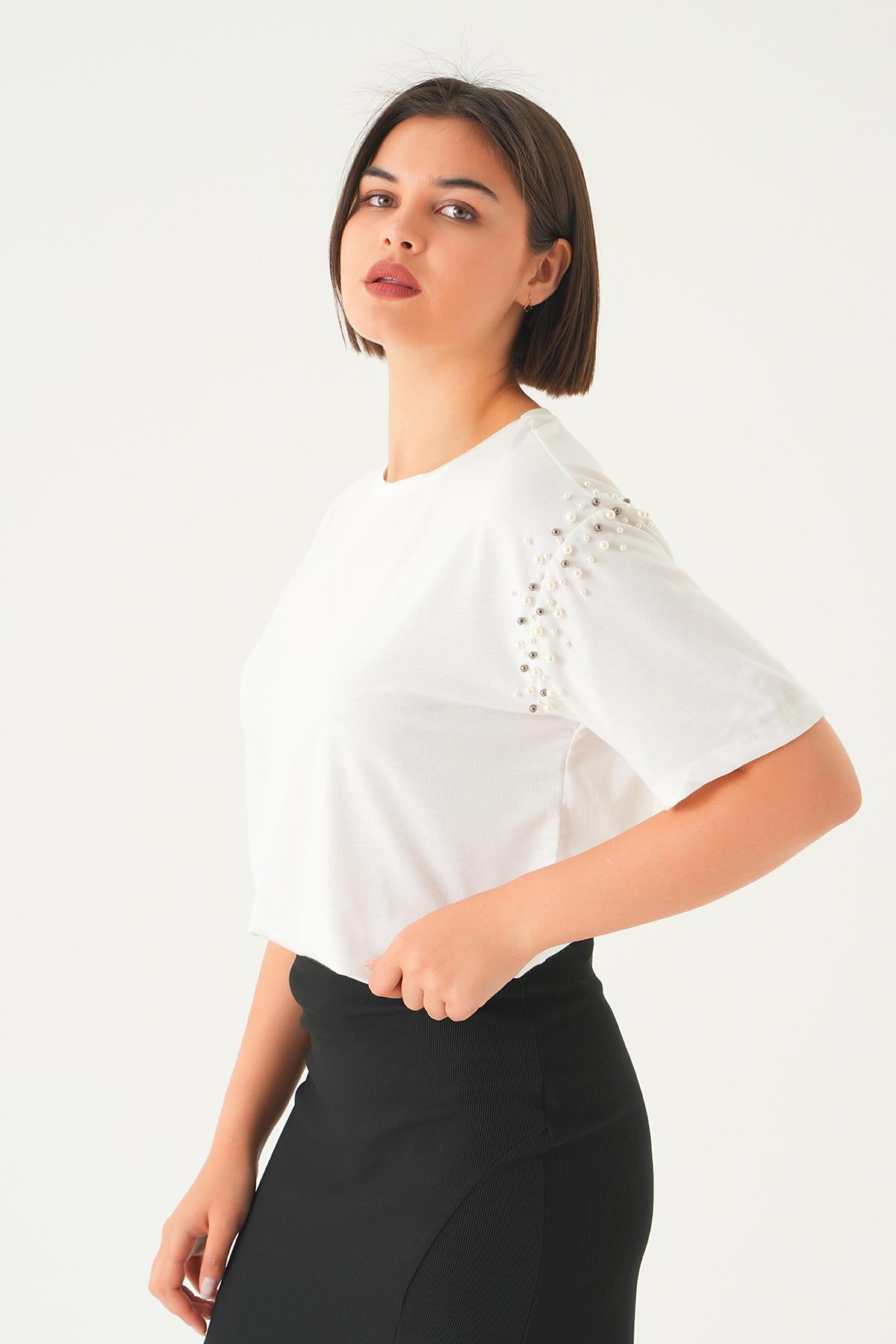 Beyaz Kol İncili Tişört 21430 - 3