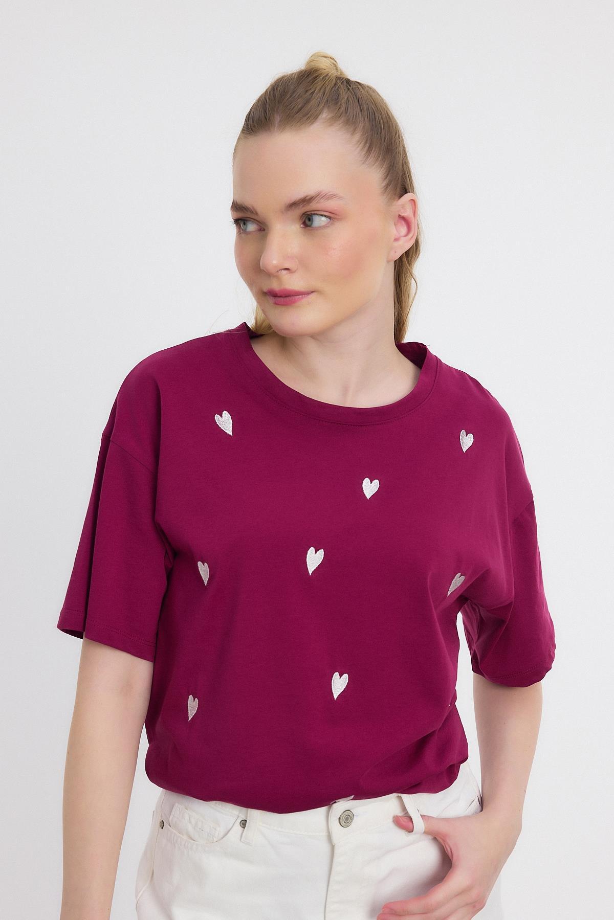 Kalp Nakışlı Bisiklet Yaka Tişört 2150-11M Bordo - 7