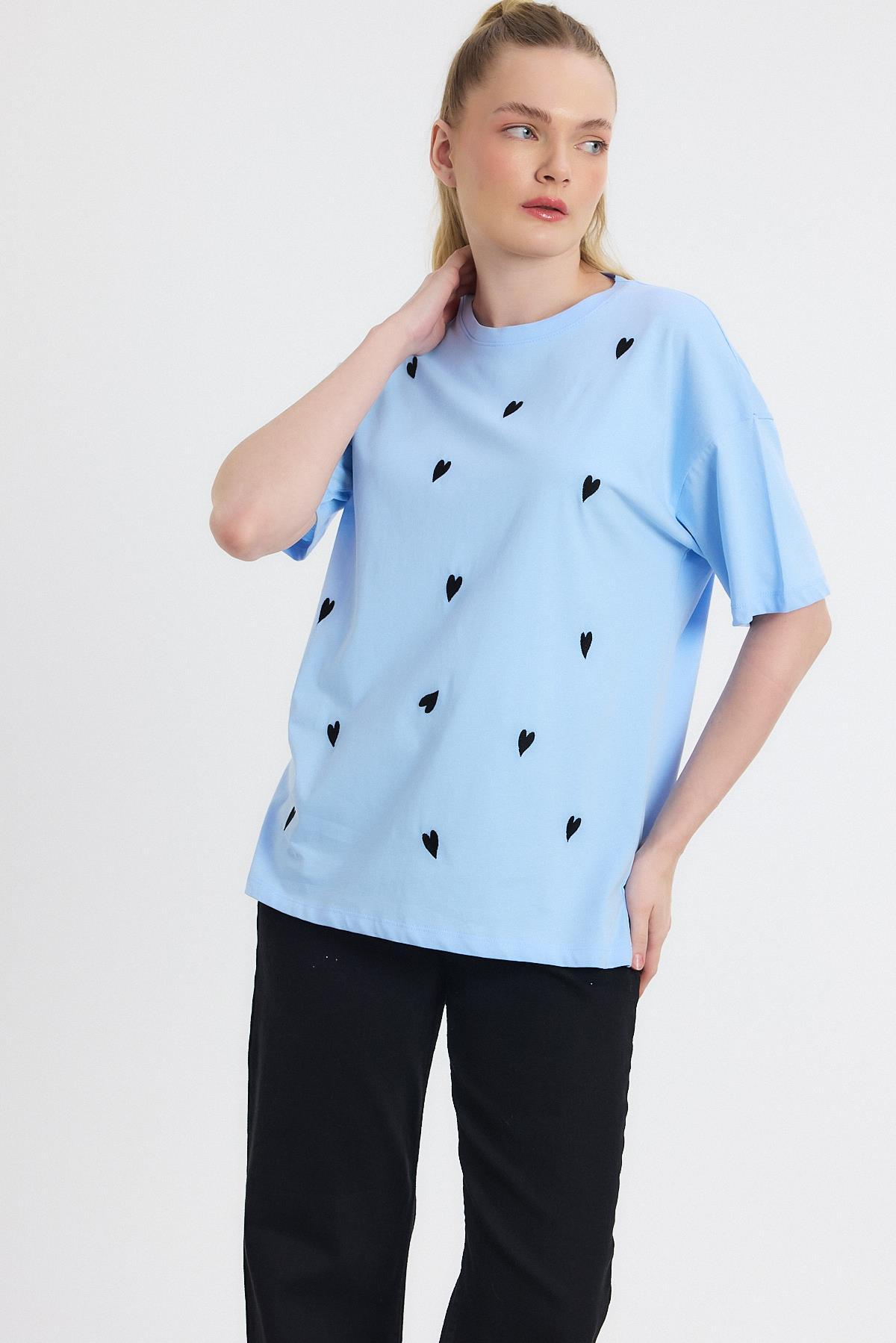 Mavi Kalp Nakışlı Bisiklet Yaka Tişört 2150-11M - 8