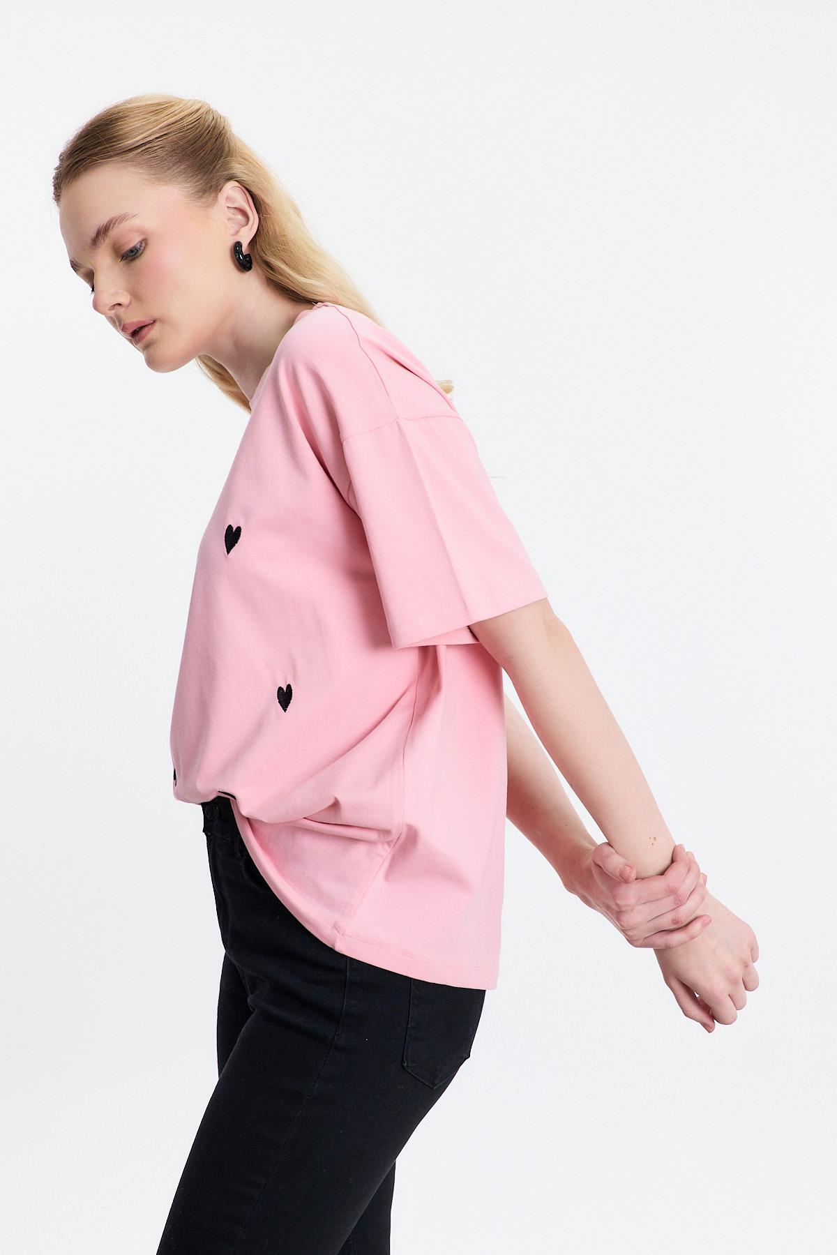 Kalp Nakışlı Bisiklet Yaka Tişört 2150-11M Pembe - 3