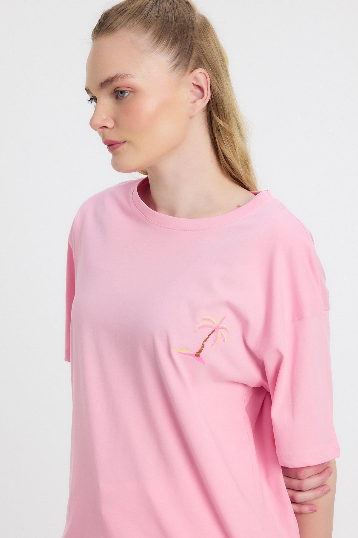 Bisiklet Yaka Nakışlı Tişört 2150-16M Pembe - 3