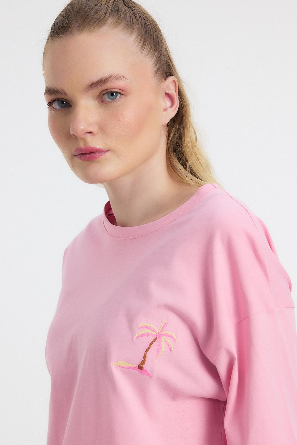 Bisiklet Yaka Nakışlı Tişört 2150-16M Pembe - 4