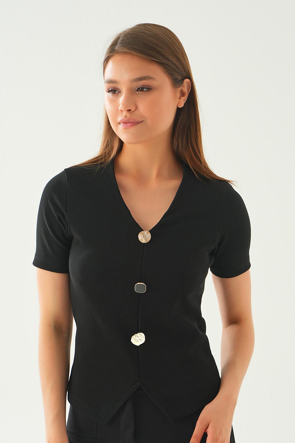 Siyah Düğme Detay Tişört 21540 - 3