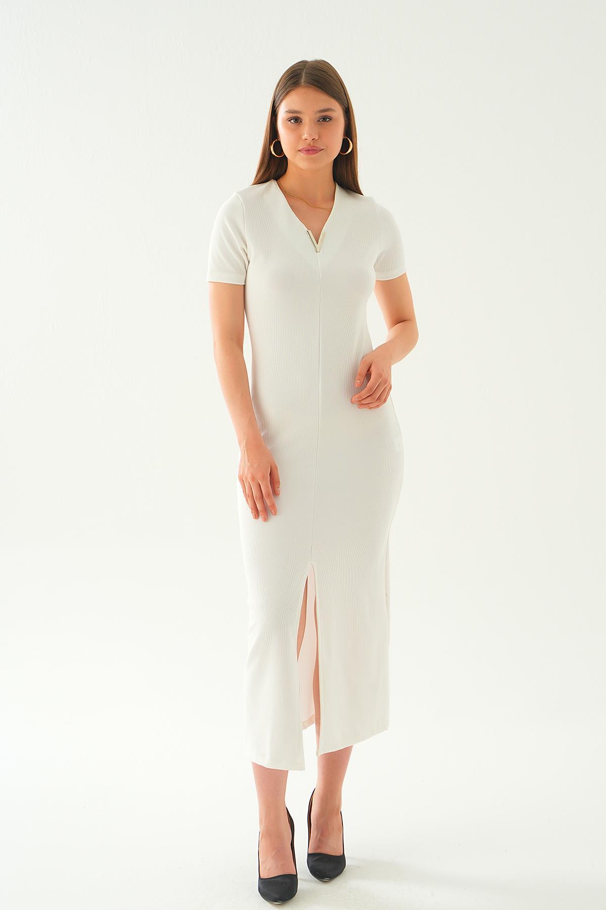 Beyaz V Yaka Aksesuarlı Elbise 21561 - 6