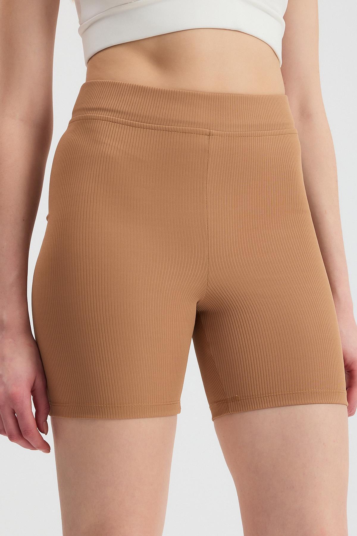 2190 Fitilli Kısa Tayt Bej - 2