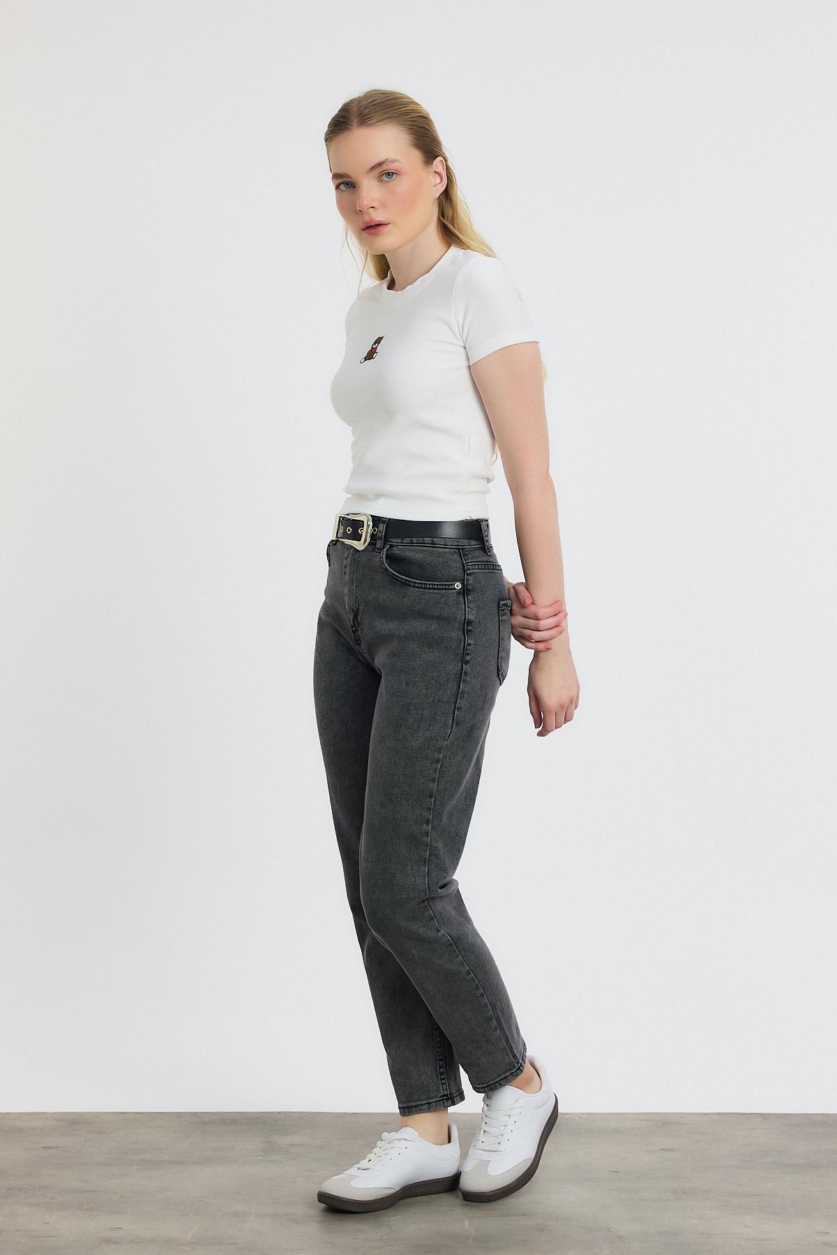 2199 Ayıcık Nakışlı Kısa Kol Bluz Ekru - 8