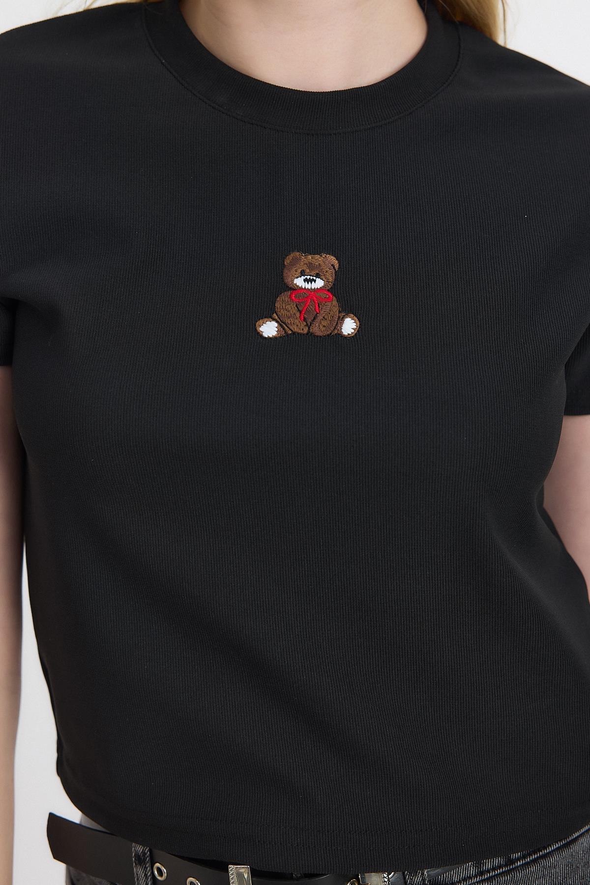 2199 Ayıcık Nakışlı Kısa Kol Bluz Siyah - RAYS