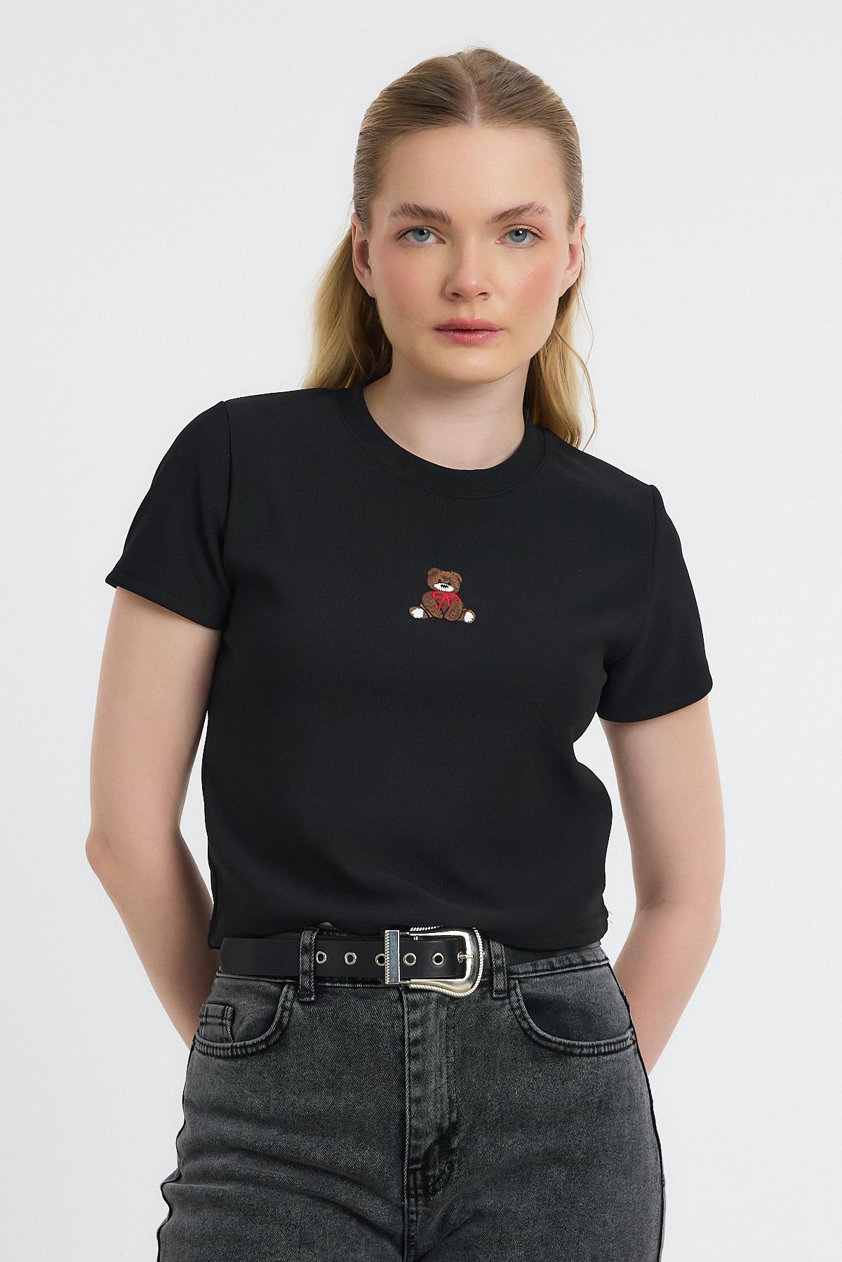 2199 Ayıcık Nakışlı Kısa Kol Bluz Siyah - 3