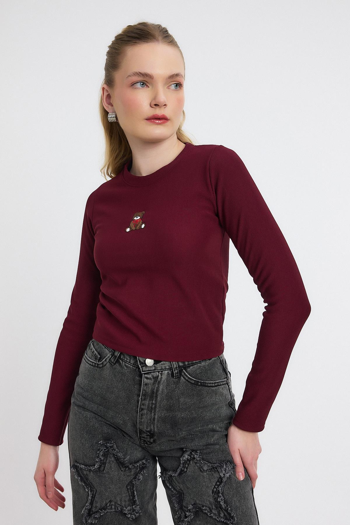 Bordo Ayıcık Nakışlı Bisiklet Yaka Bluz 2200 