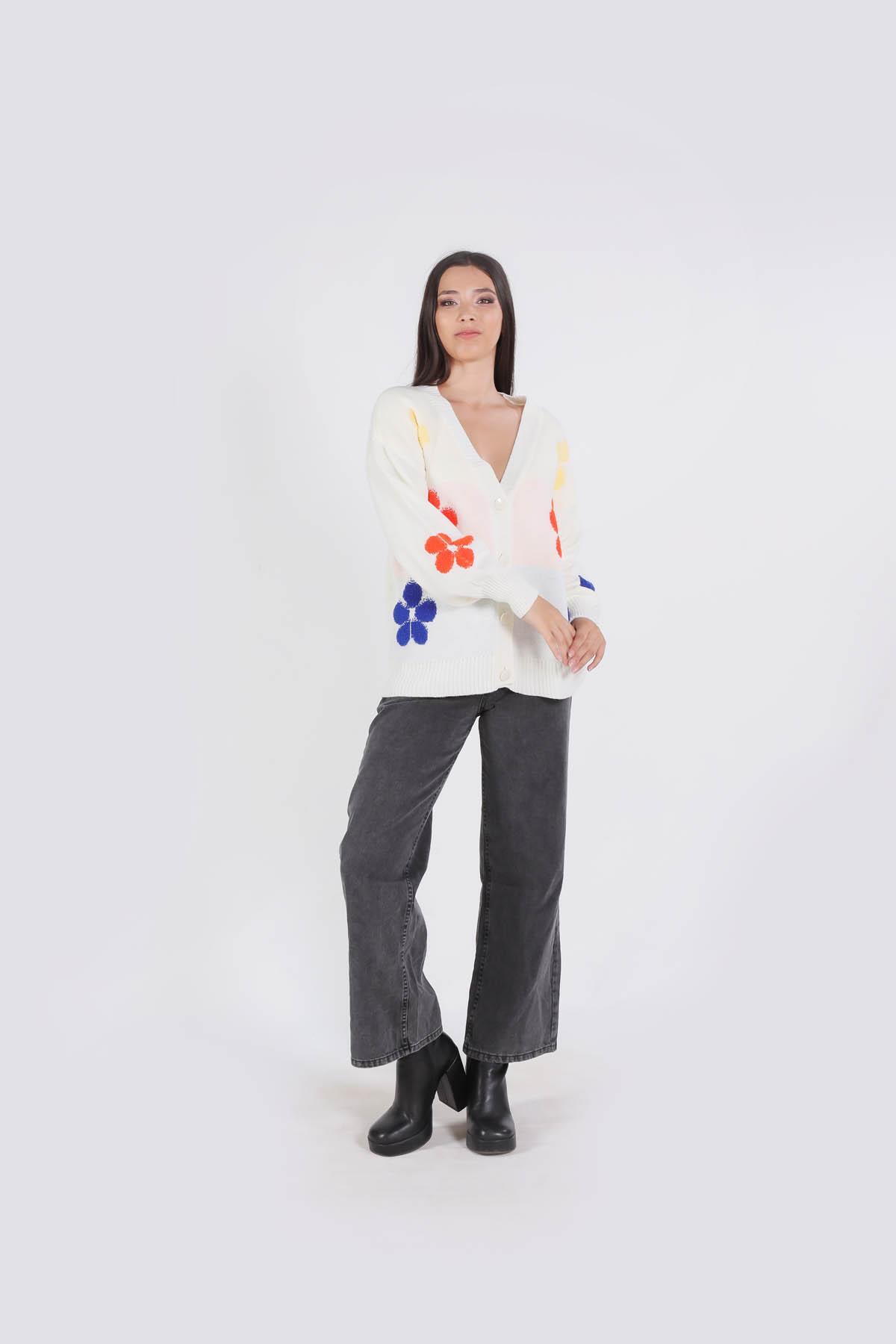 2208 Çiçek Nakışlı Balon Kol Hırka Ekru - 6