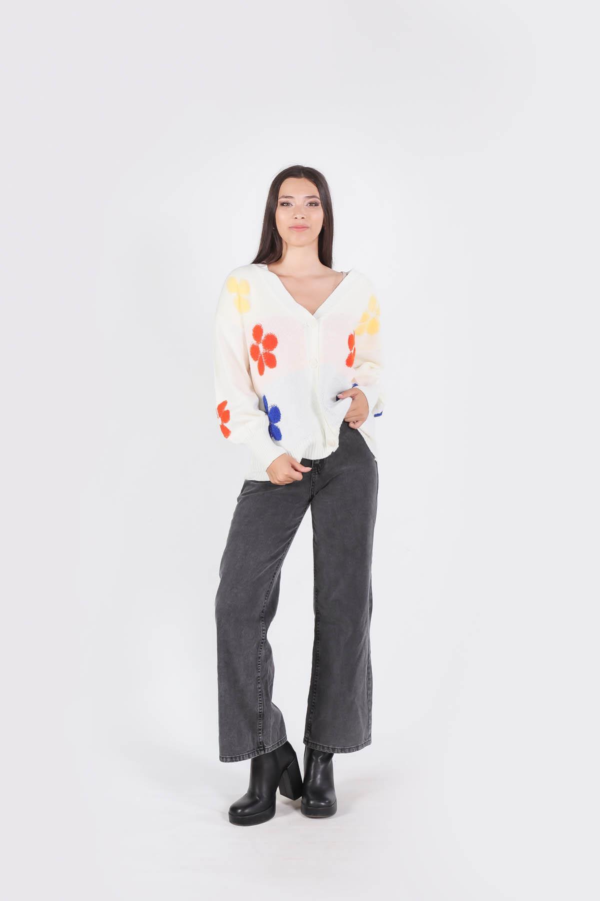 Ekru Çiçek Nakışlı Balon Kol Hırka 2208 - 3