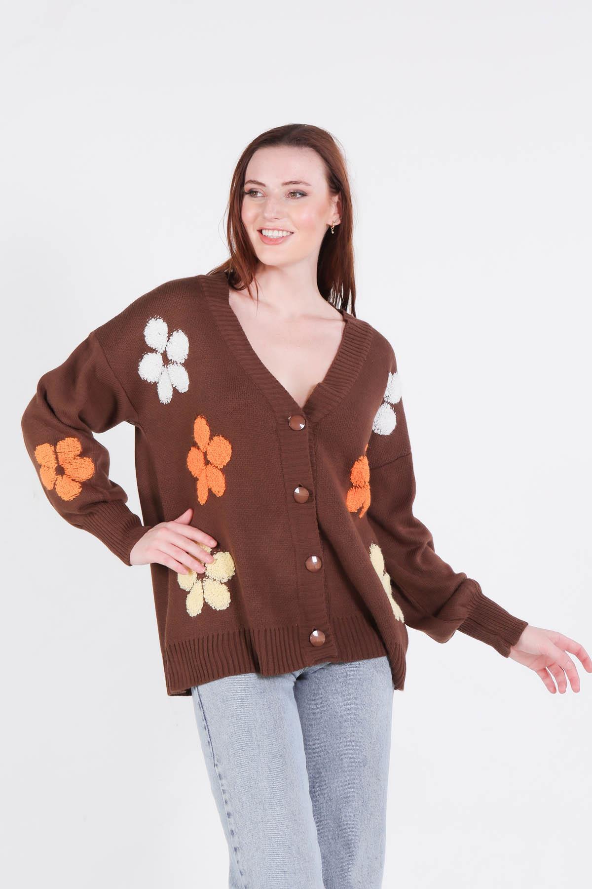 2208 Çiçek Nakışlı Balon Kol Hırka Kahve - 3