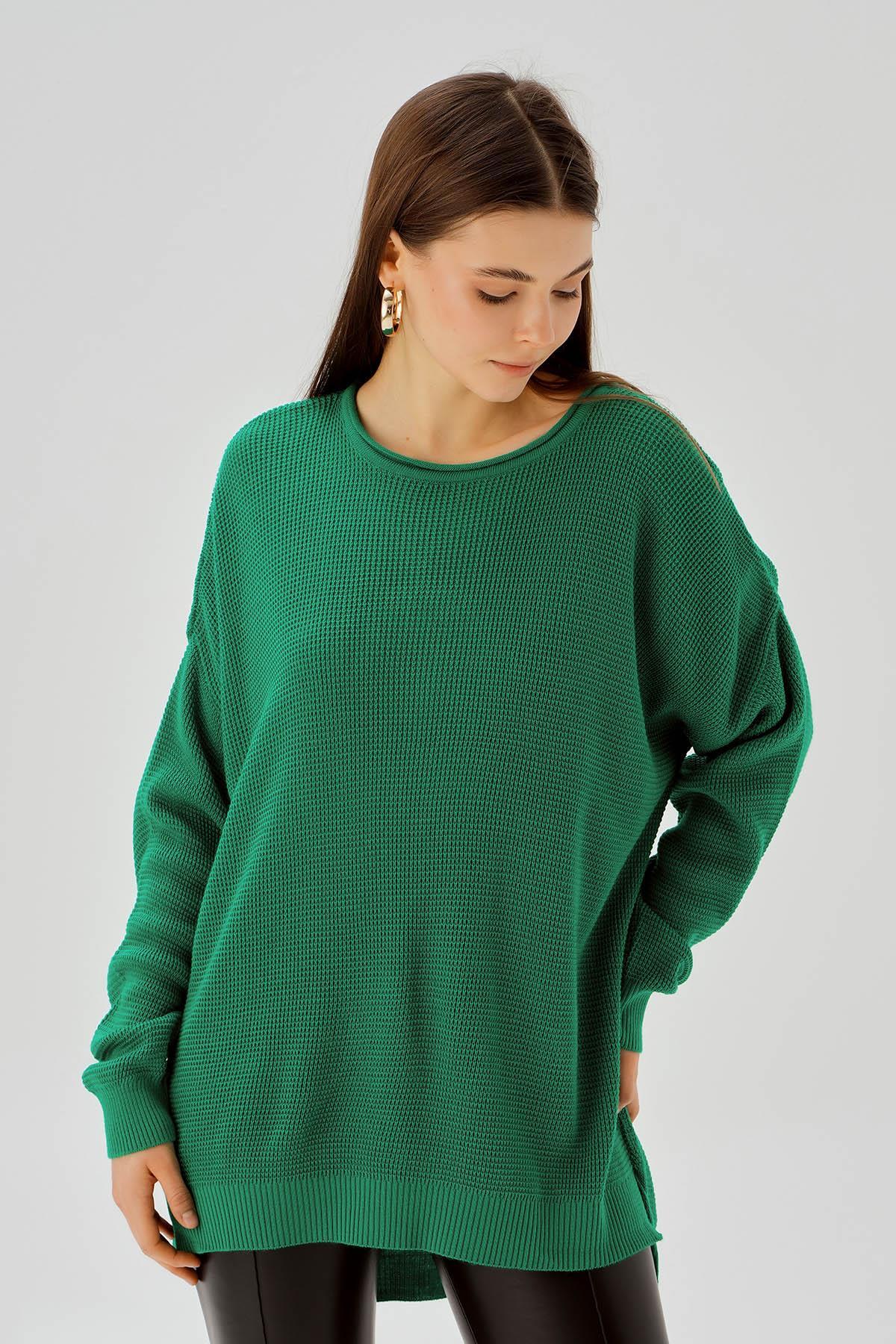 Benetton Yeşili Bisiklet Yaka Yırtmaçlı Kazak 2210 - 2