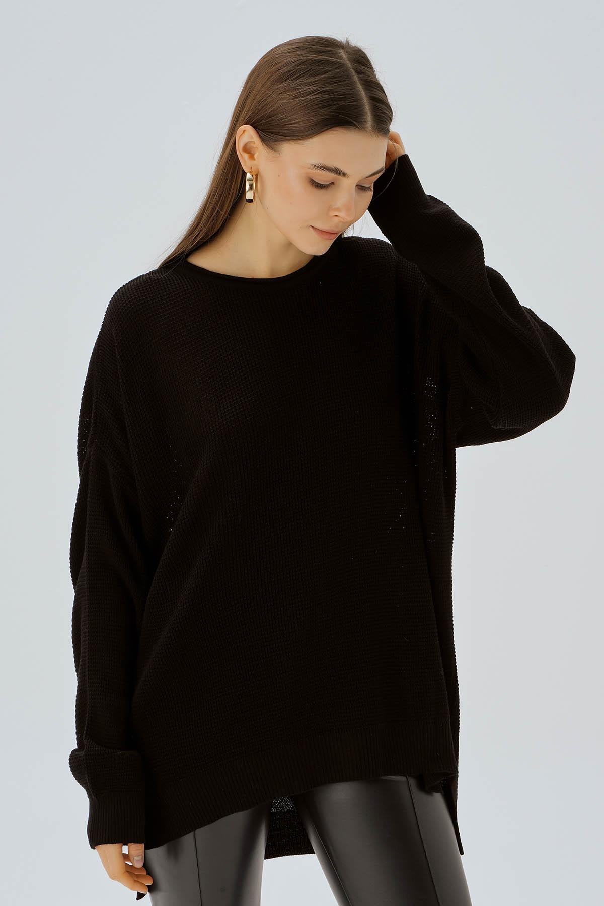 Siyah Bisiklet Yaka Yırtmaçlı Kazak 2210 - 4