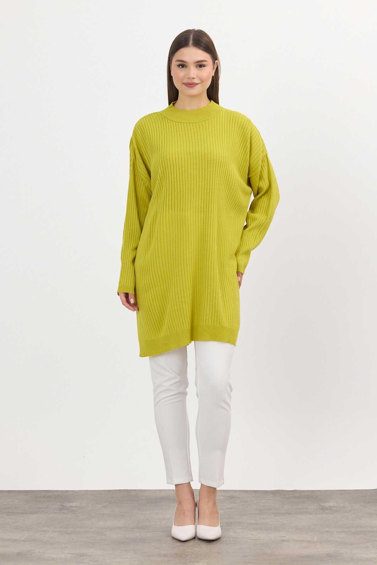 22131 Yırtmaç Detay Fitilli Tunik Yağ Yeşili - 2