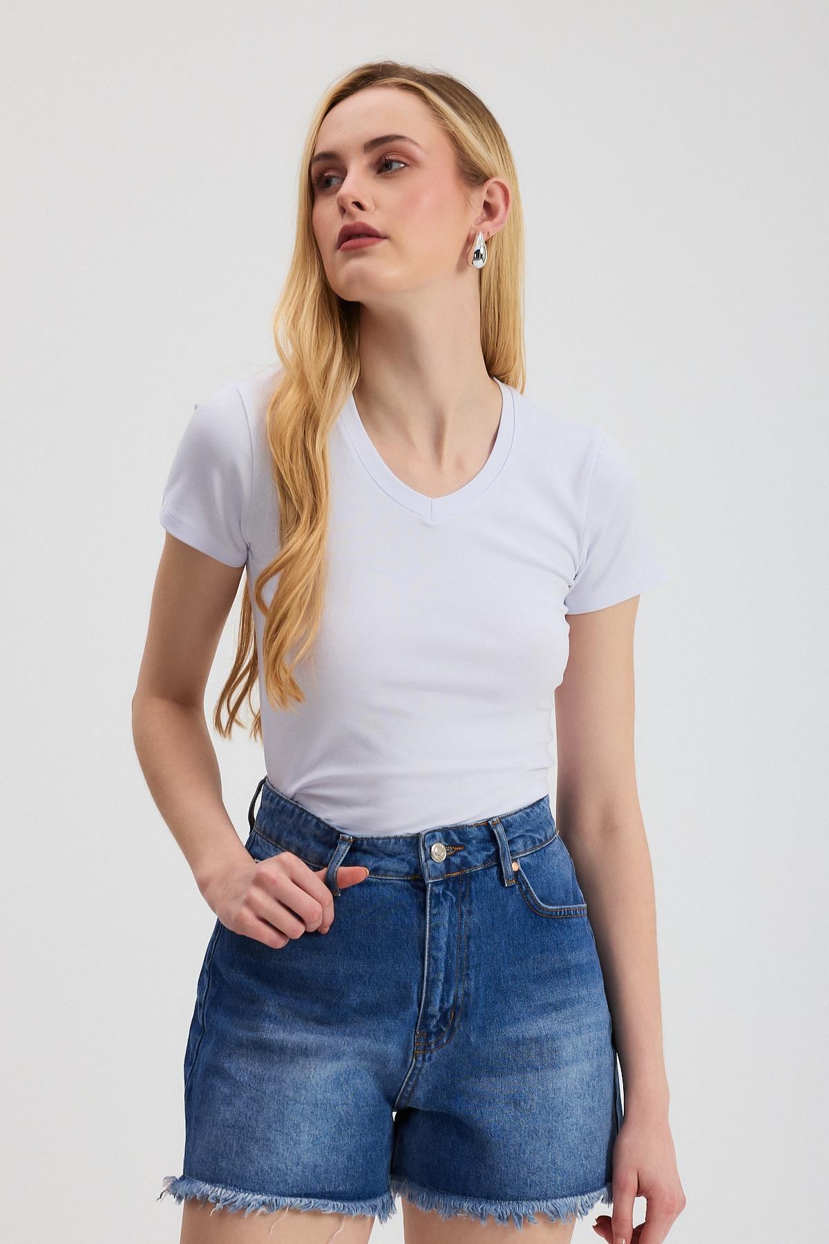 2215 V Yaka Bady Beyaz - 1