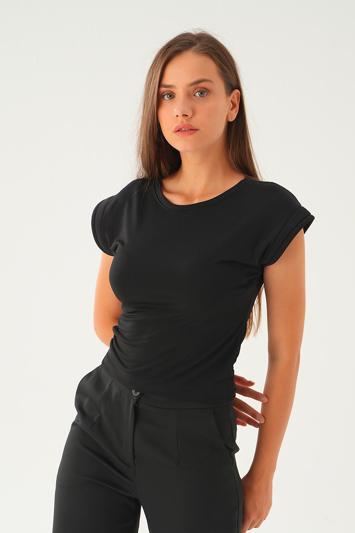 Siyah Kolları Vatkalı Sandy Tişört 222 - 4