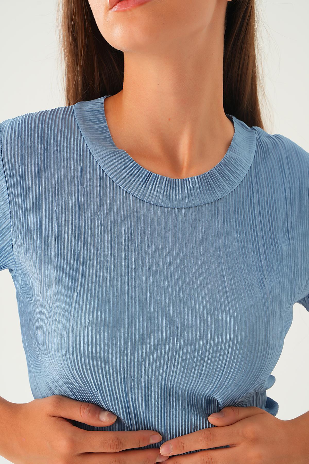 Mavi Kısa Kol Pliseli Tişört 223 - 6