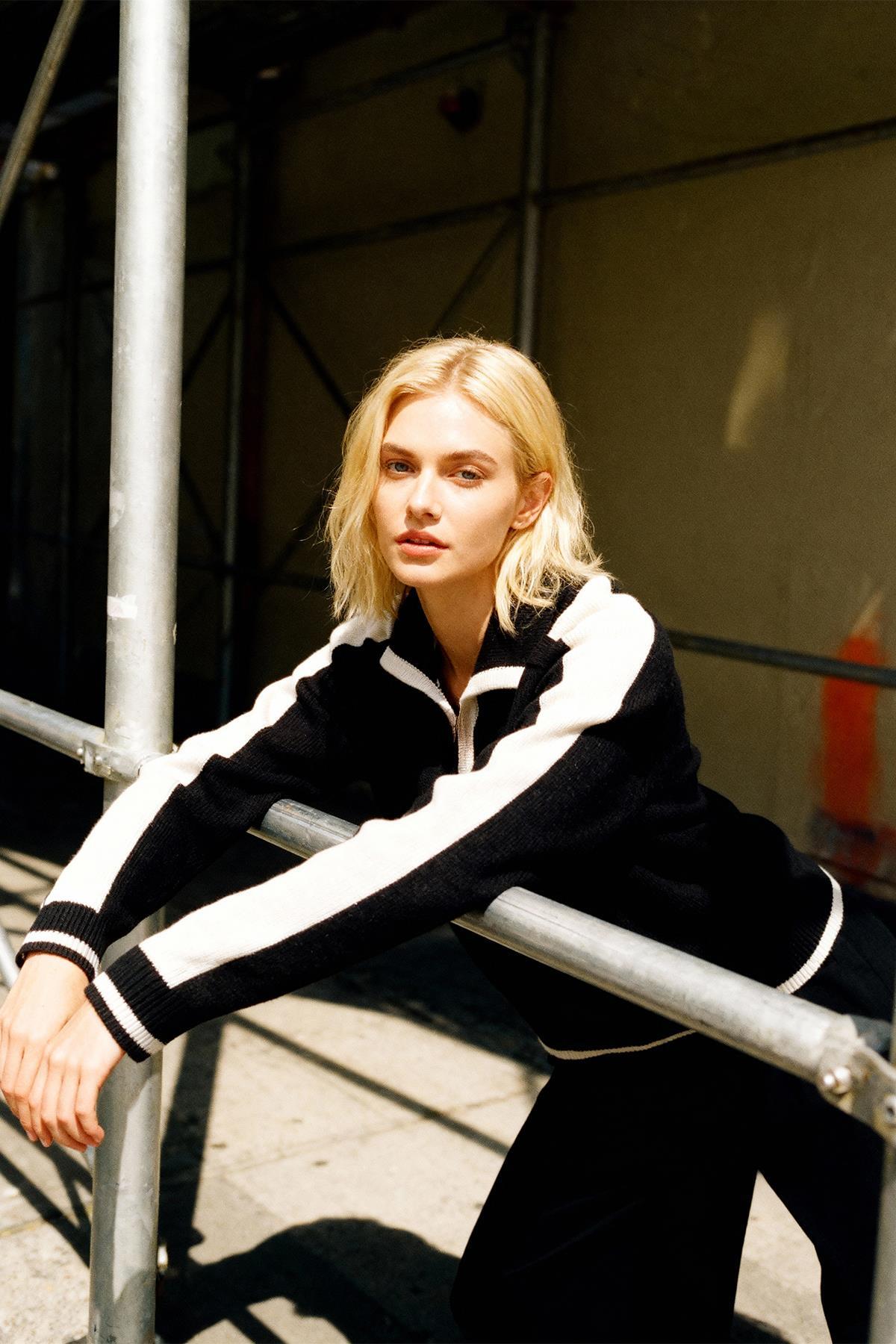 2233 Omuz Yaka Detay Kazak Siyah - 1