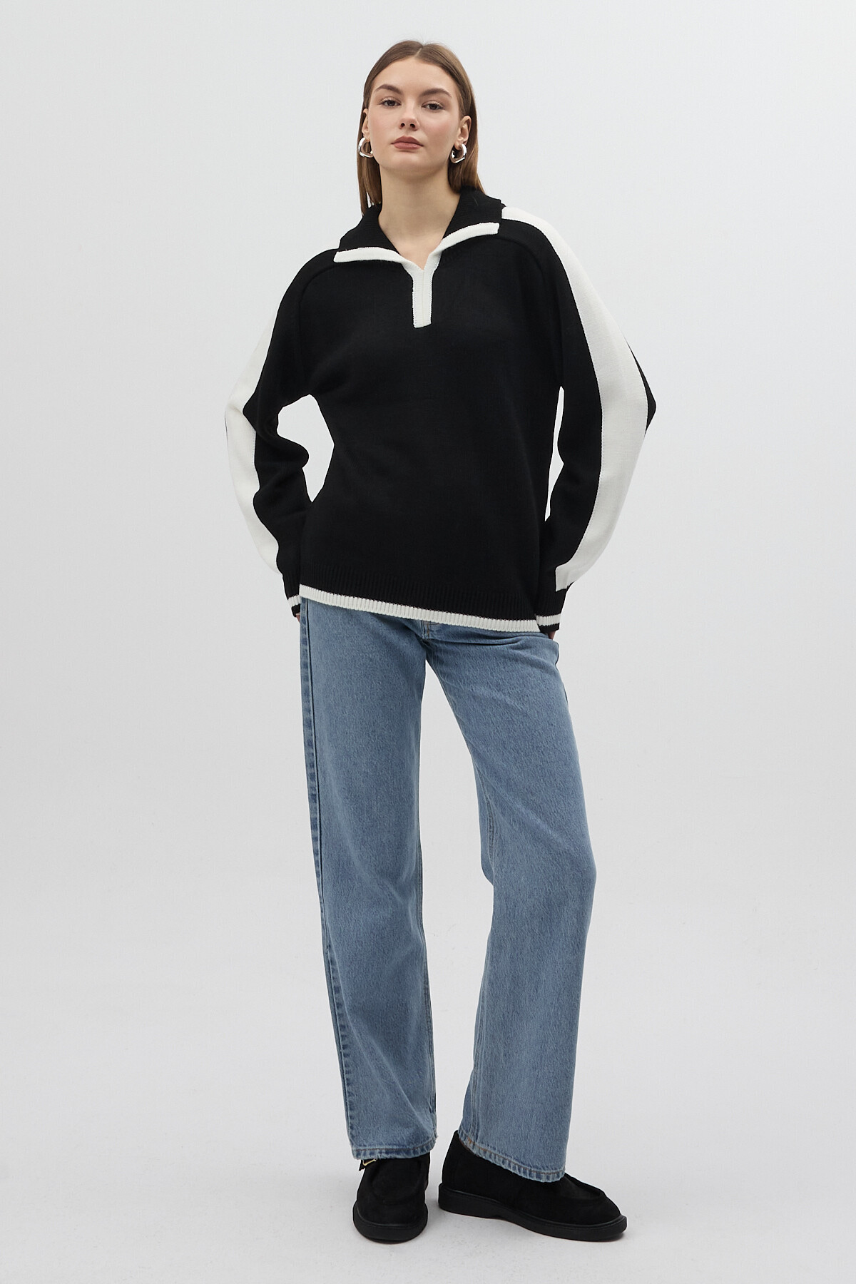 Siyah Omuz Detaylı Fermuar Yaka Kadın Kazak 2233 - 3