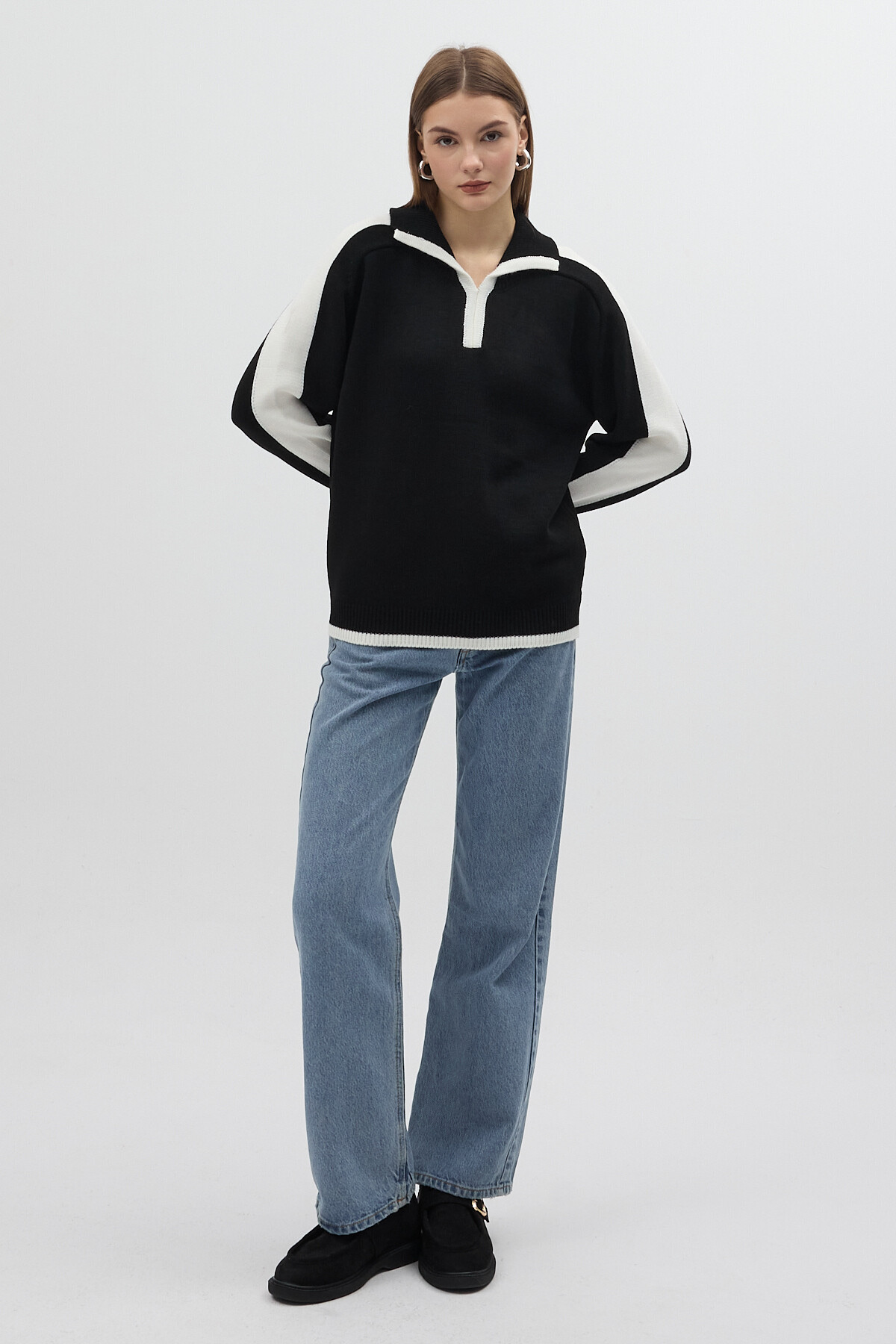 Siyah Omuz Detaylı Fermuar Yaka Kadın Kazak 2233 - 6