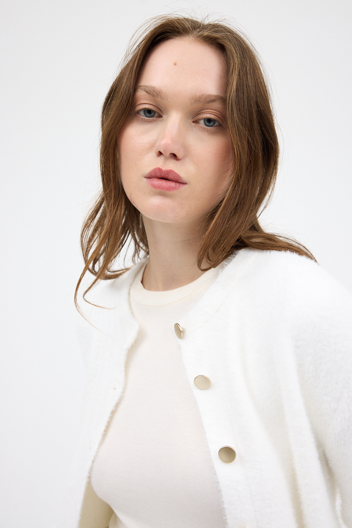 Ekru Kadın Yumoş Dokulu Düğmeli Triko Hırka 2241 - RAYS