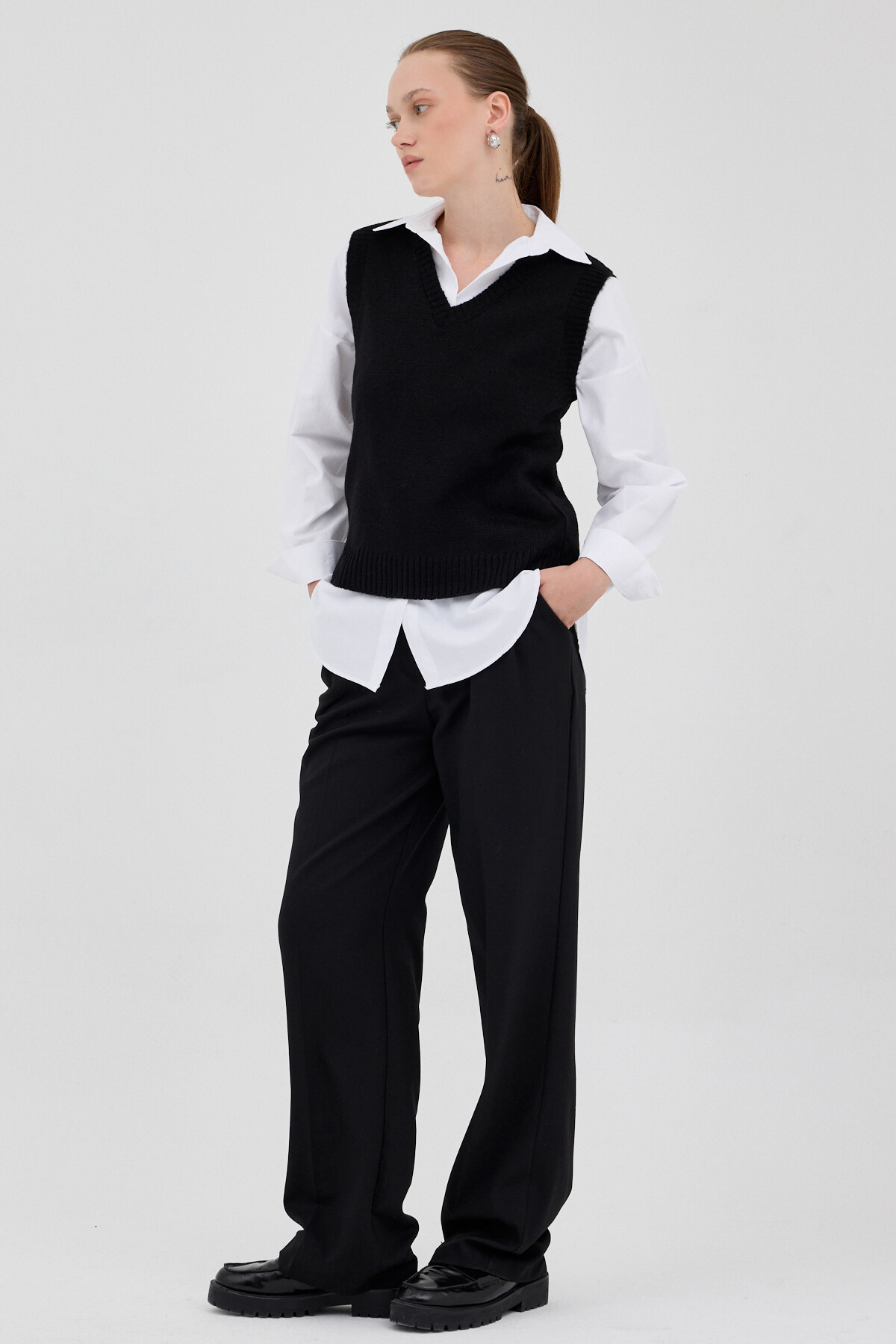 Siyah Oversize V Yaka Kadın Süveter 2292 - 3