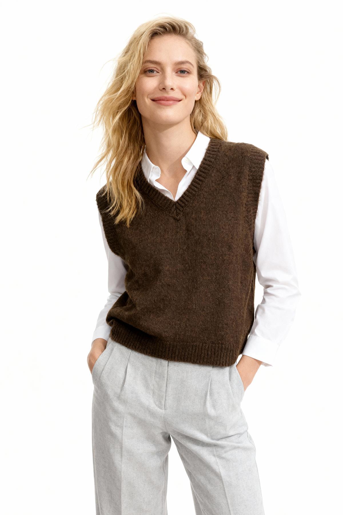 2292 V Yaka Sıfır Kol Süveter Acı Kahve - RAYS